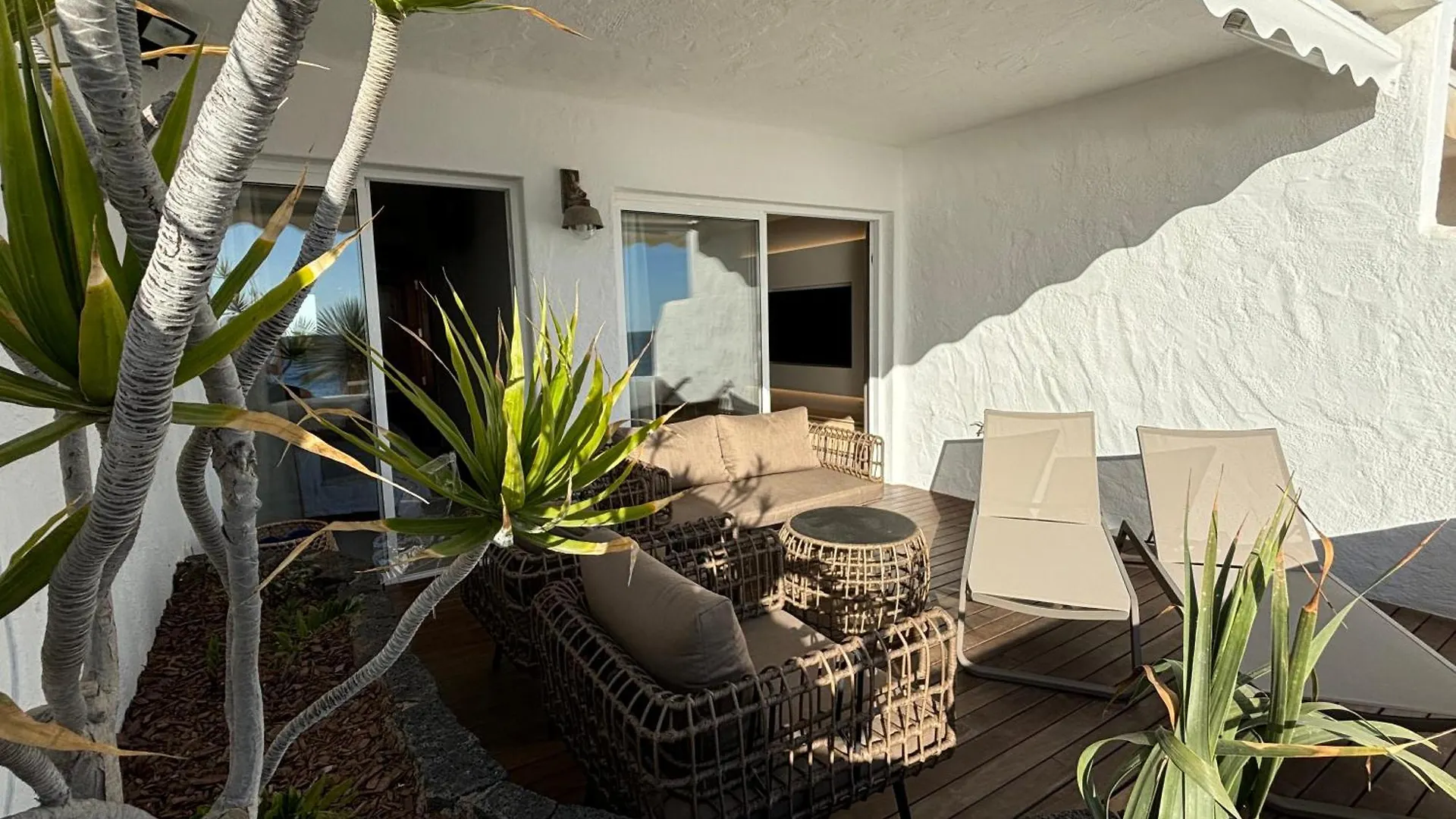 Costa Teguise Luxury First Line Apartment 0*, Costa Teguise Spagna