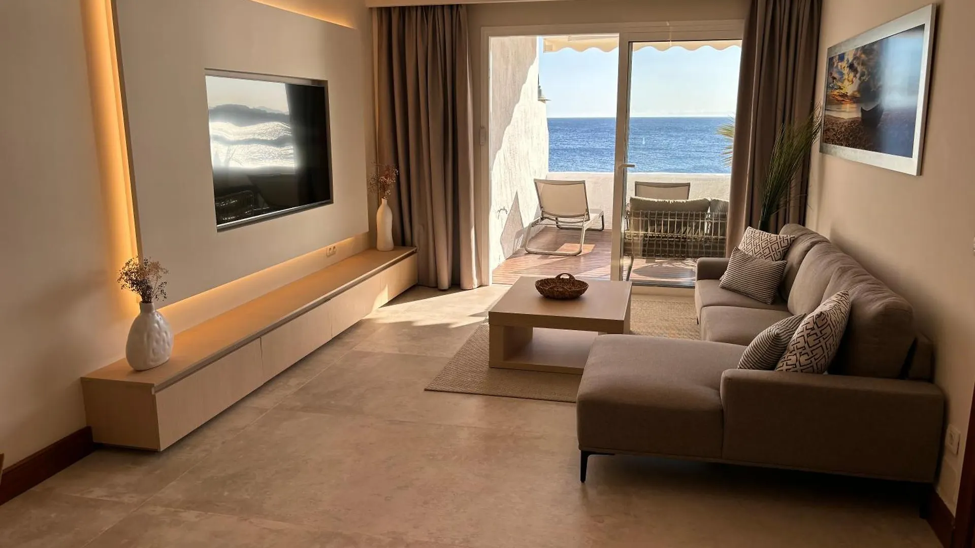 Costa Teguise Luxury First Line Apartment  Costa Teguise